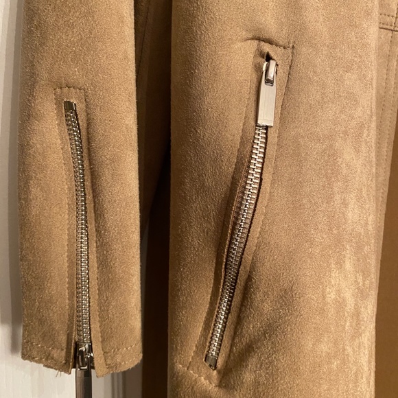 TAHARI Suede Trench Coat - Picture 3 of 3